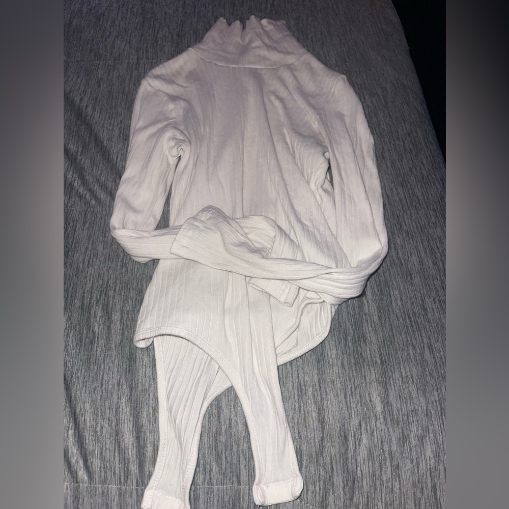 White turtle neck body suit